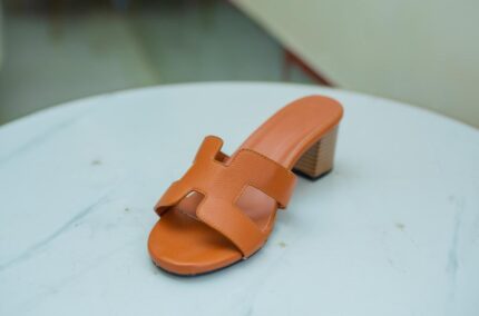 Small Heels Boxed - Tan Brown