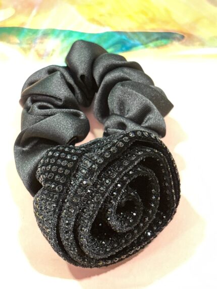 Rose Design Black Rubber Band