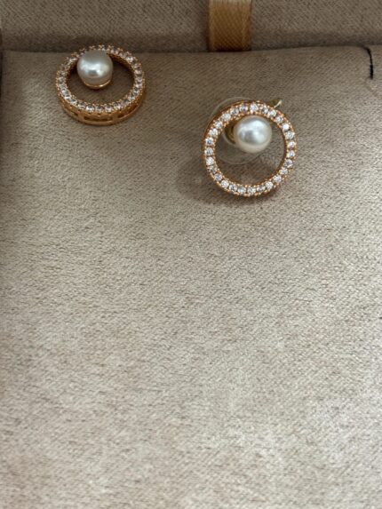 Kiyu Ziyu Pearl Stud Earring