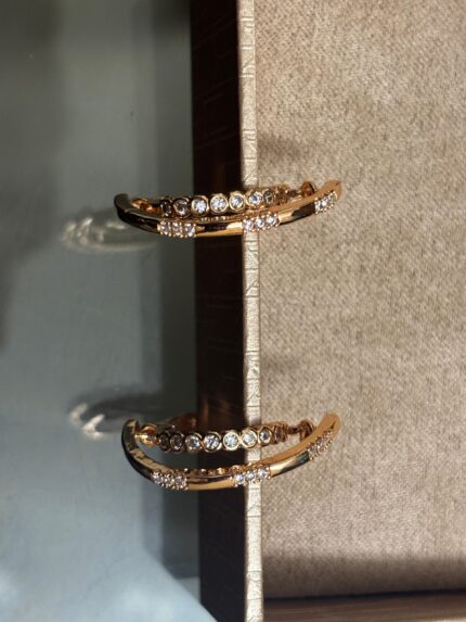 Kiyu Ziyu Rose Gold diamond studded Earring